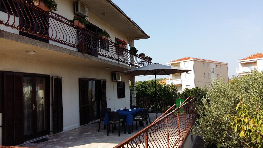 Apartman Dukic Apartment Trogir Exterior photo